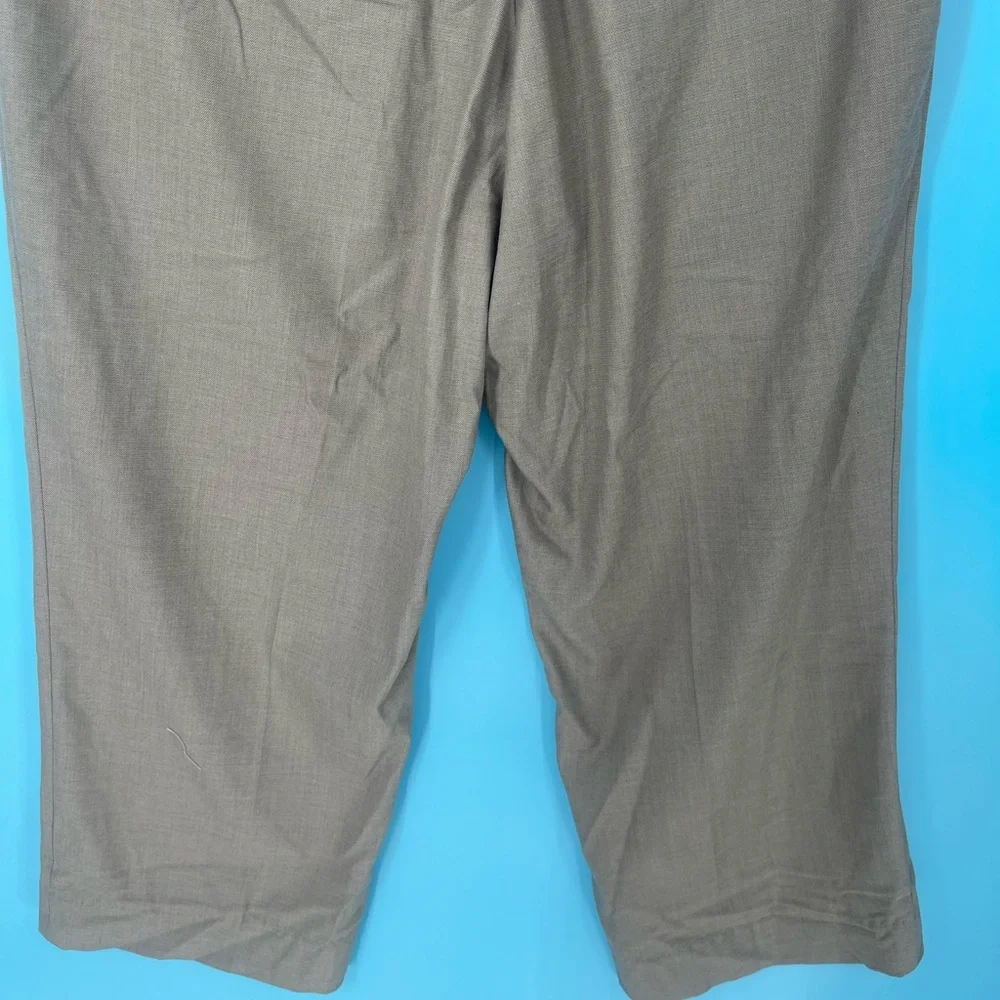 Men's‎ Flat Front Haggar 38x25 color 140 oatmeal